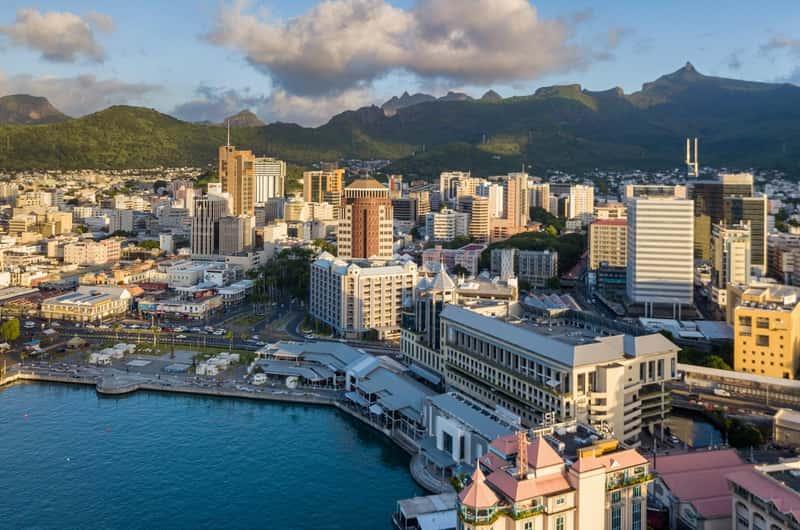 Illustration du quartier d'affaires de Port-Louis à l'île Maurice, centre d'implantation des holdings internationales